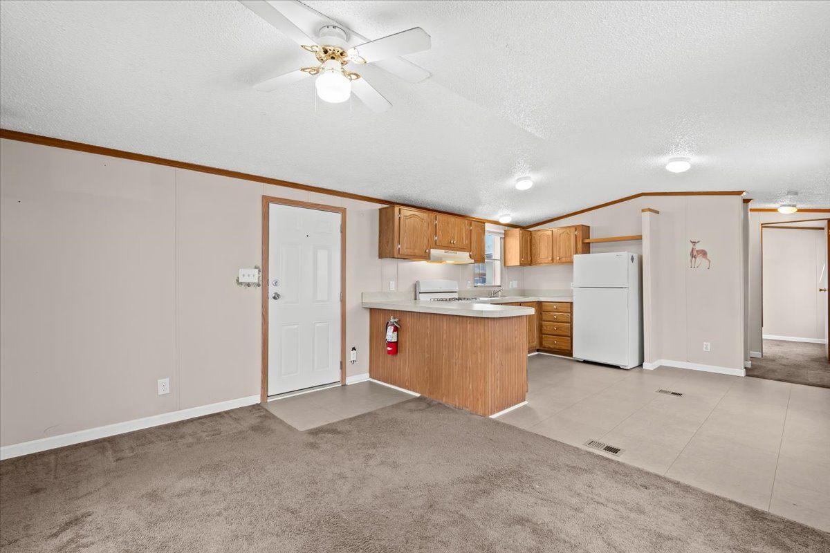 22600 MIDDLEBELT Road, Lot A-27