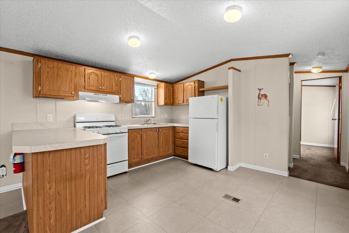 22600 MIDDLEBELT Road, Lot A-27