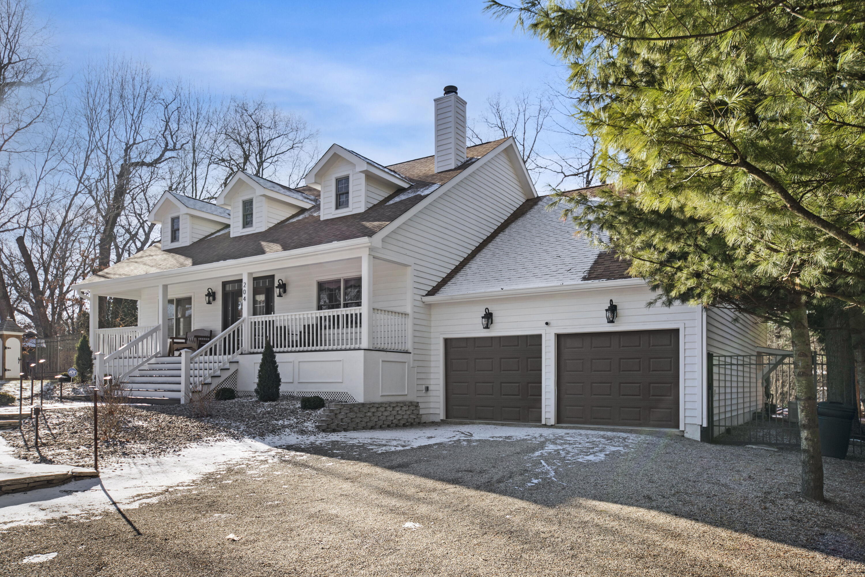204 Talahi Trail