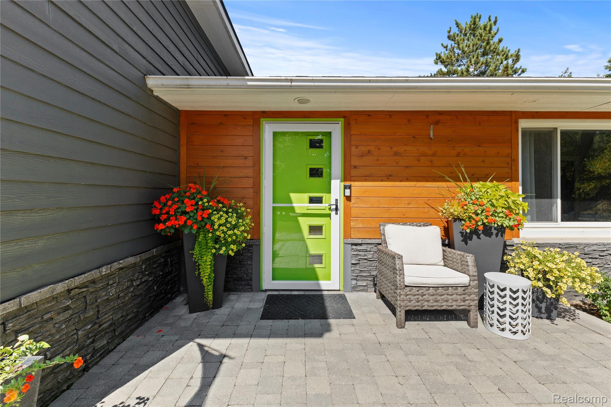 1906 Indianwood Road