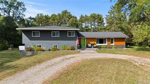 1906 Indianwood Road Orion Charter Township MI 48362