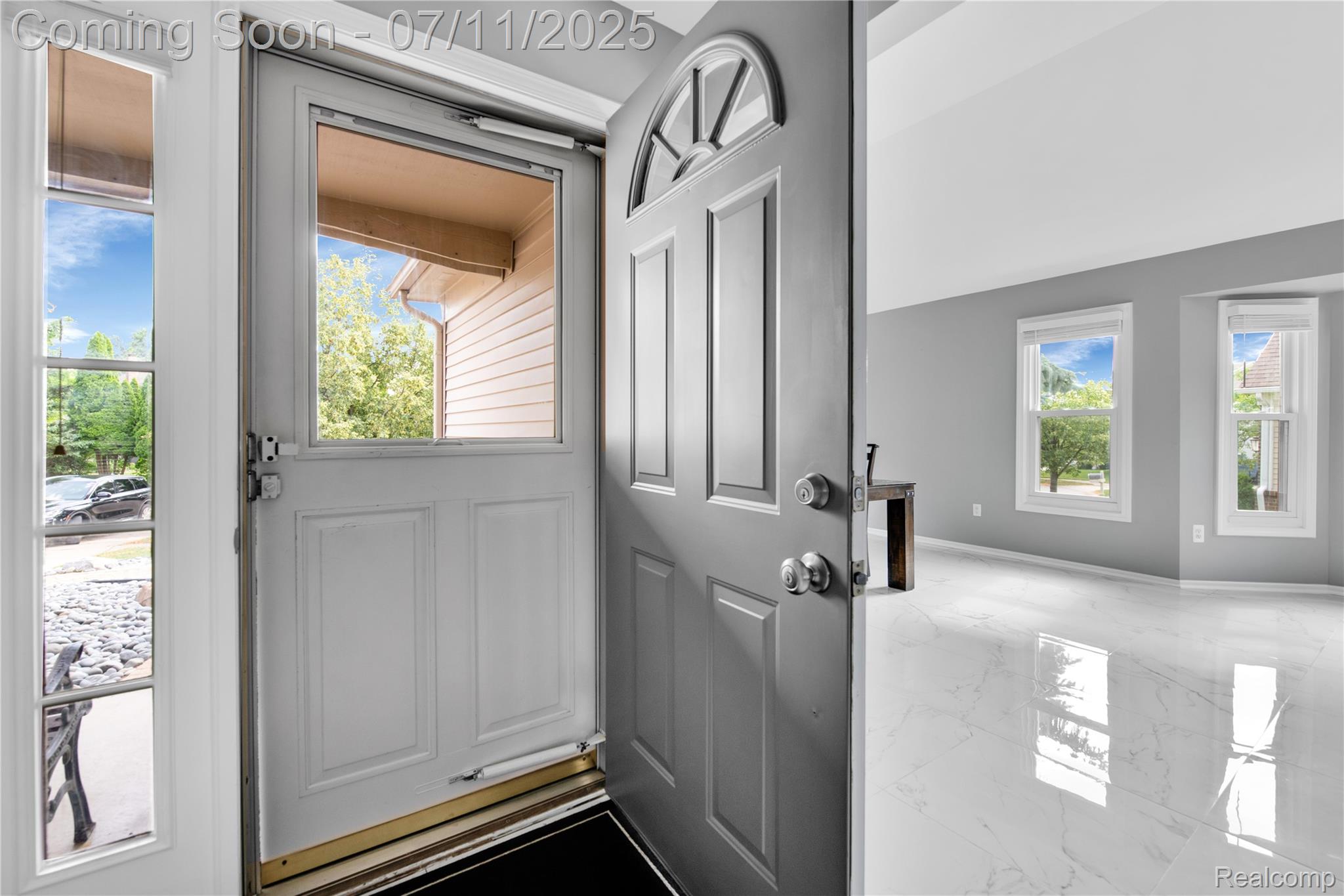 42984 SANDSTONE Drive