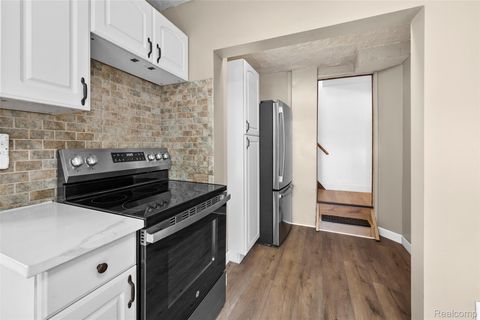 Tiny photo for 1629 E Elza Avenue, Hazel Park City, MI 48030 (MLS # 20261021827)