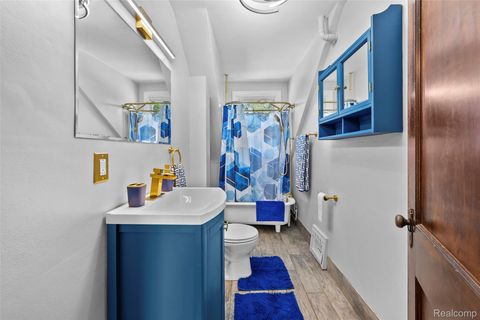 Tiny photo for 1629 E Elza Avenue, Hazel Park City, MI 48030 (MLS # 20261021827)