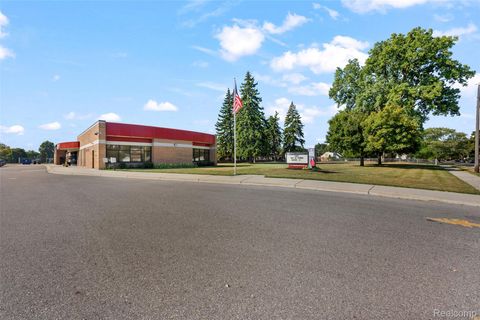 Tiny photo for 1629 E Elza Avenue, Hazel Park City, MI 48030 (MLS # 20261021827)