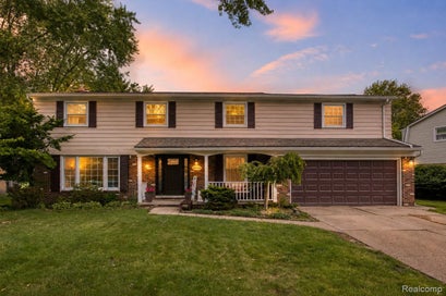 35484 Bennett Street Livonia City MI 48152
