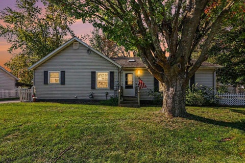 Photo of 1283 Graf Street, Muskegon Charter Township, MI 49442 (MLS # 61050224746)