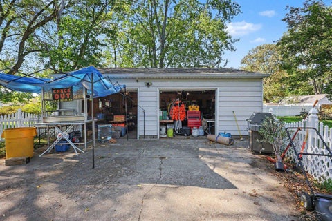 Tiny photo for 1283 Graf Street, Muskegon Charter Township, MI 49442 (MLS # 61050224746)
