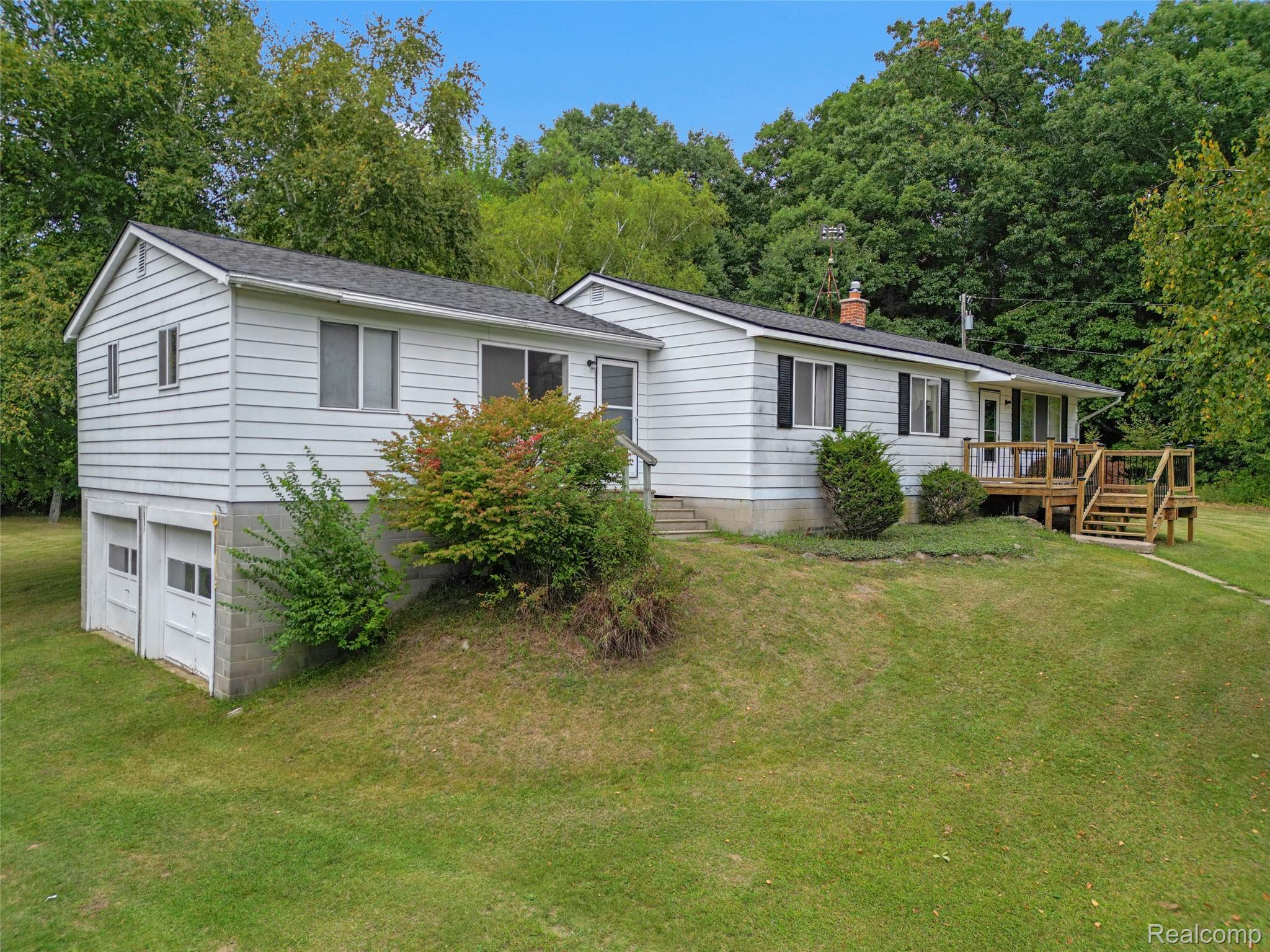 3250 Groveland Road