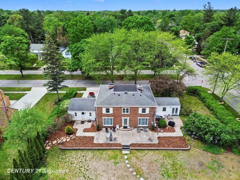 605 S Kinney Avenue Mt Pleasant City MI 48858