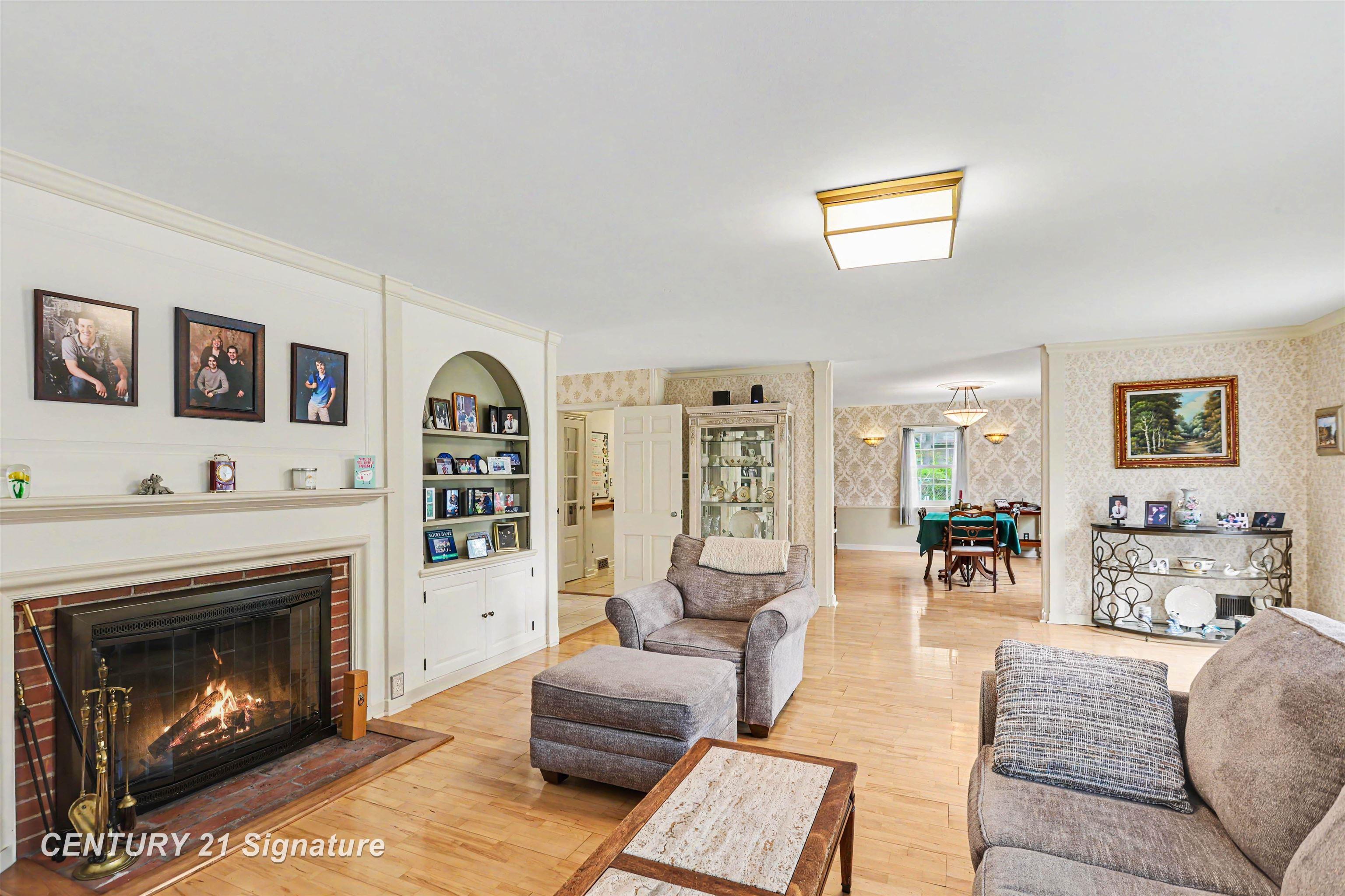 605 S Kinney Avenue