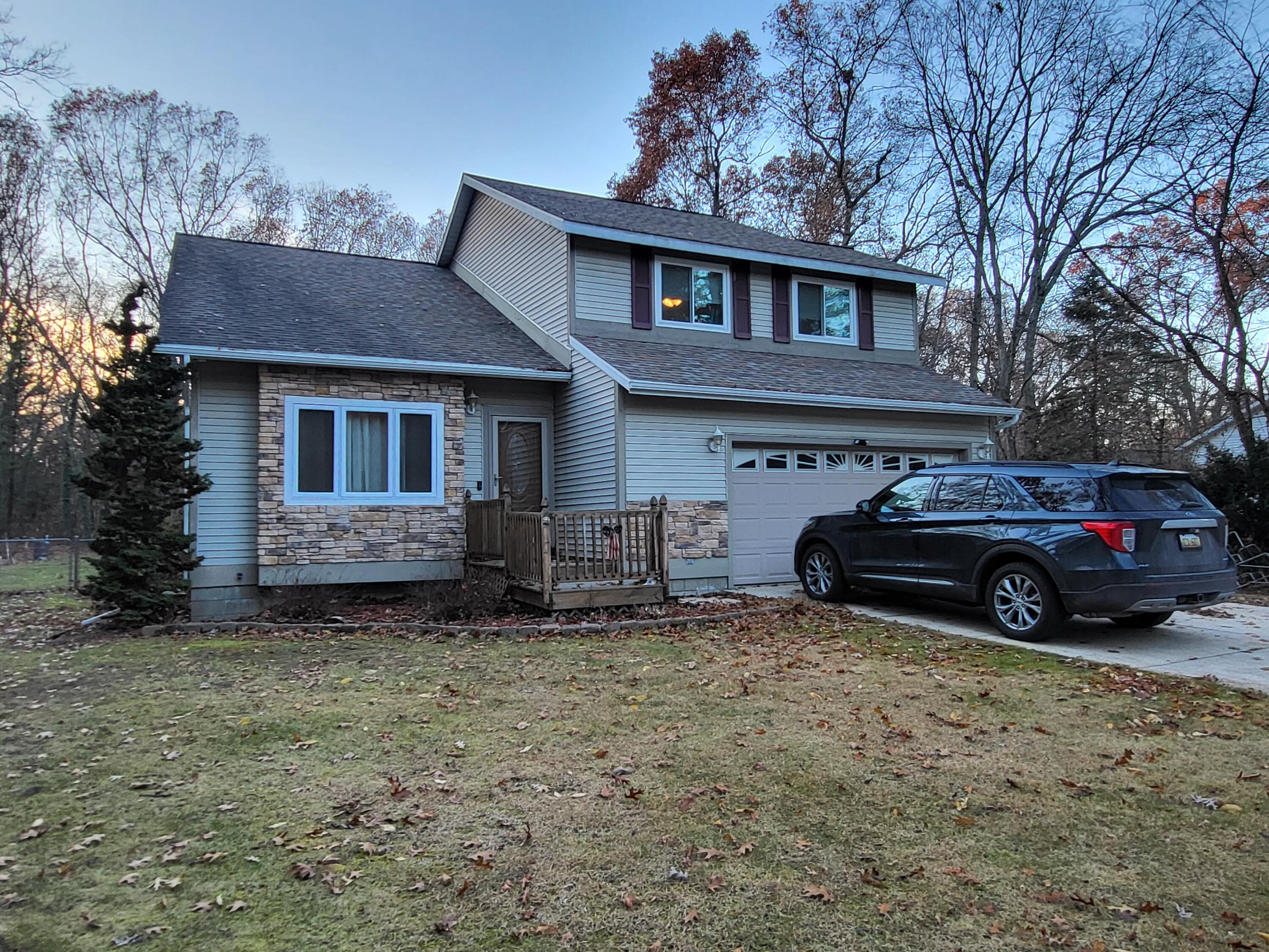 2475 Riverdale Drive