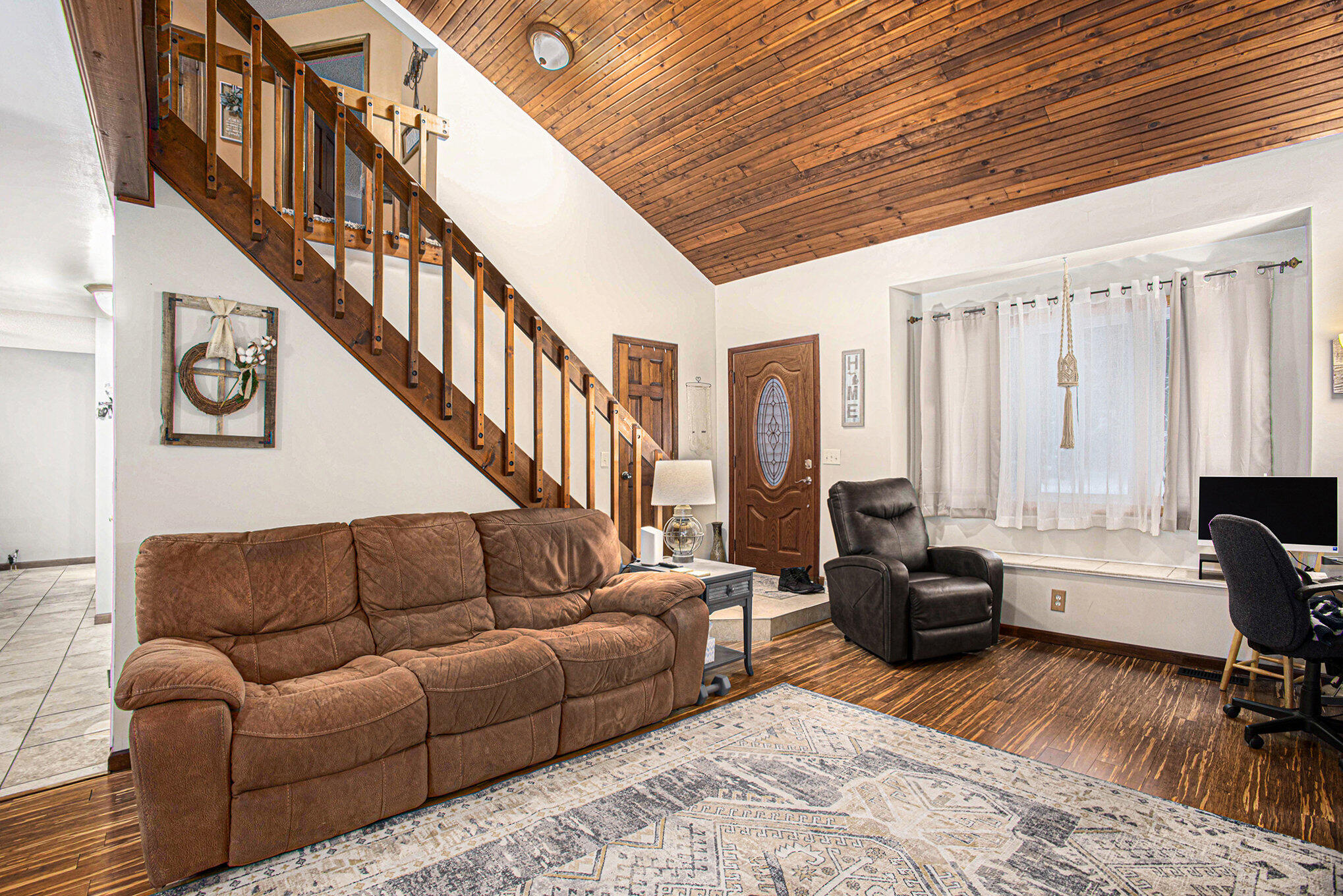 2475 Riverdale Drive