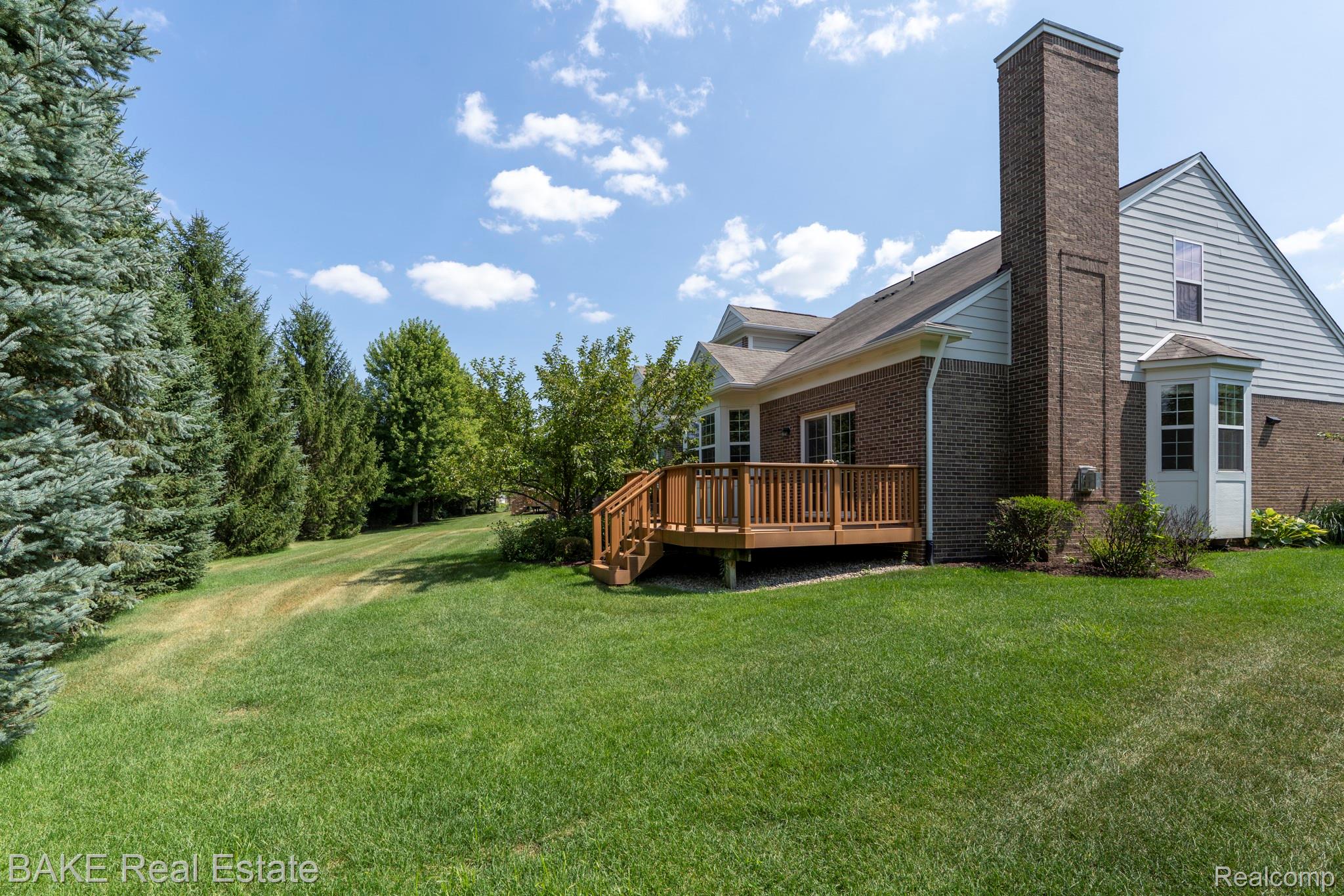 48876 Rainbow Lane N