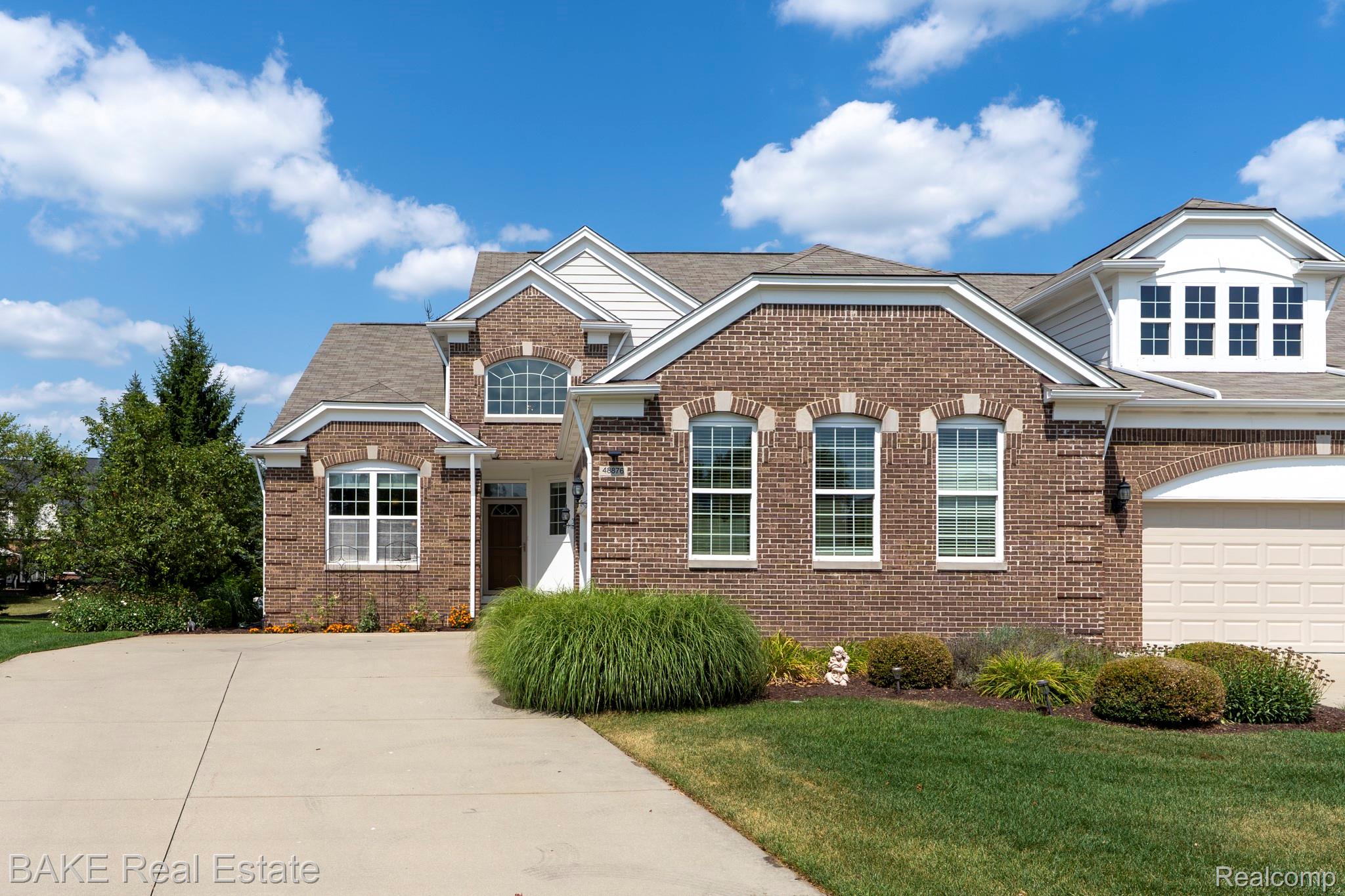 48876 Rainbow Lane N