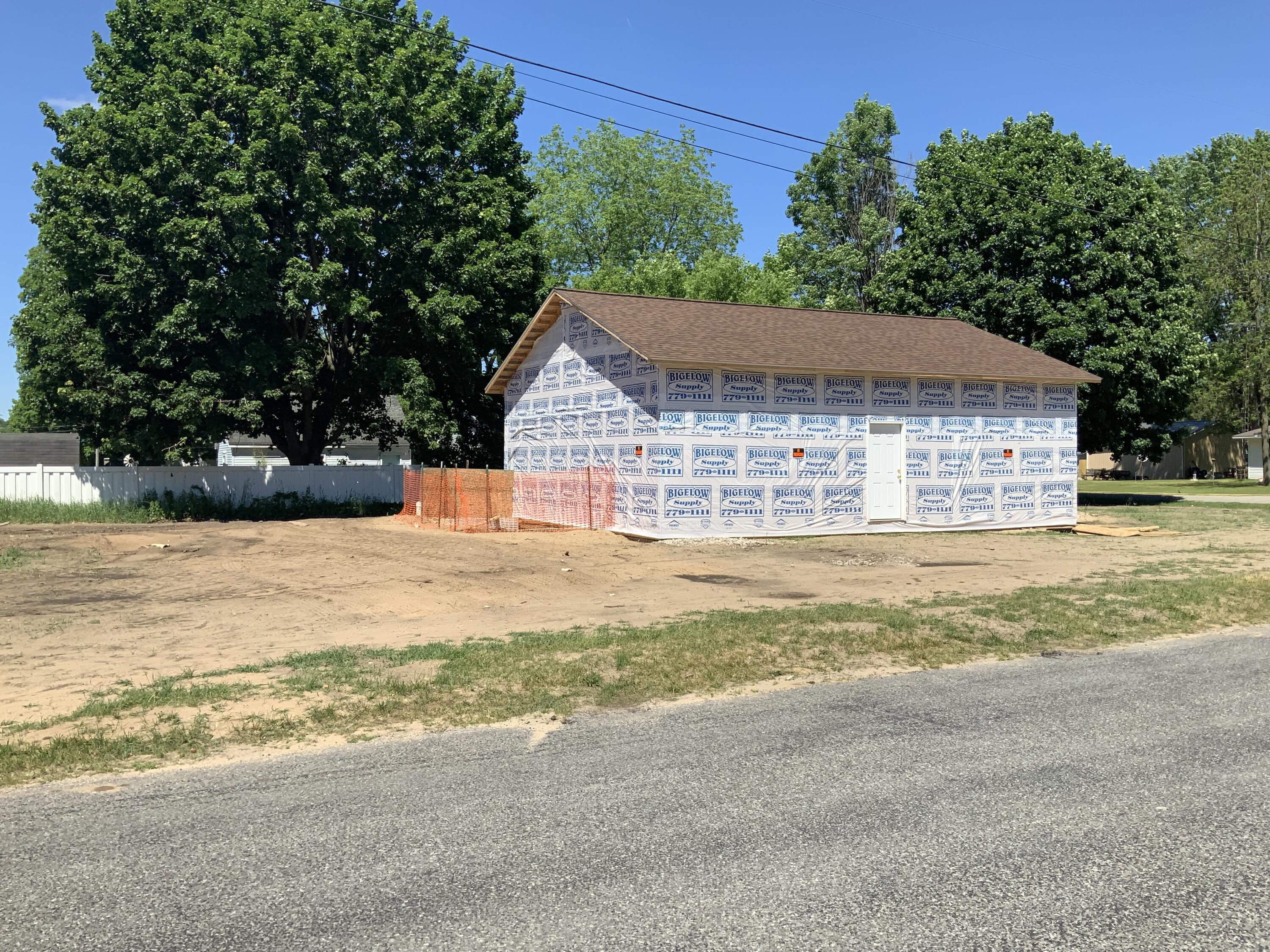 209 Lincoln Street