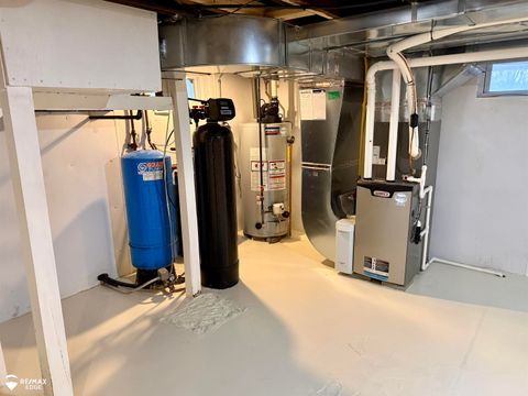 Tiny photo for 2037 E Grand Blanc Road, Grand Blanc Charter Township, MI 48439 (MLS # 5050201471)