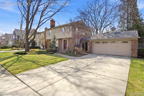 Tiny photo for 926 Abbey Street, Birmingham City, MI 48009 (MLS # 20261021585)