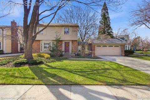 926 Abbey Street Birmingham City MI 48009