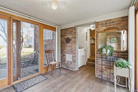 Tiny photo for 926 Abbey Street, Birmingham City, MI 48009 (MLS # 20261021585)