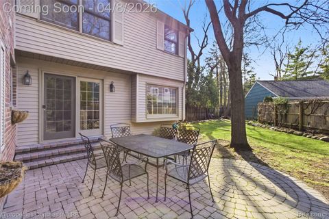 Tiny photo for 926 Abbey Street, Birmingham City, MI 48009 (MLS # 20261021585)