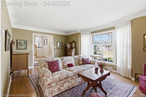 Tiny photo for 926 Abbey Street, Birmingham City, MI 48009 (MLS # 20261021585)