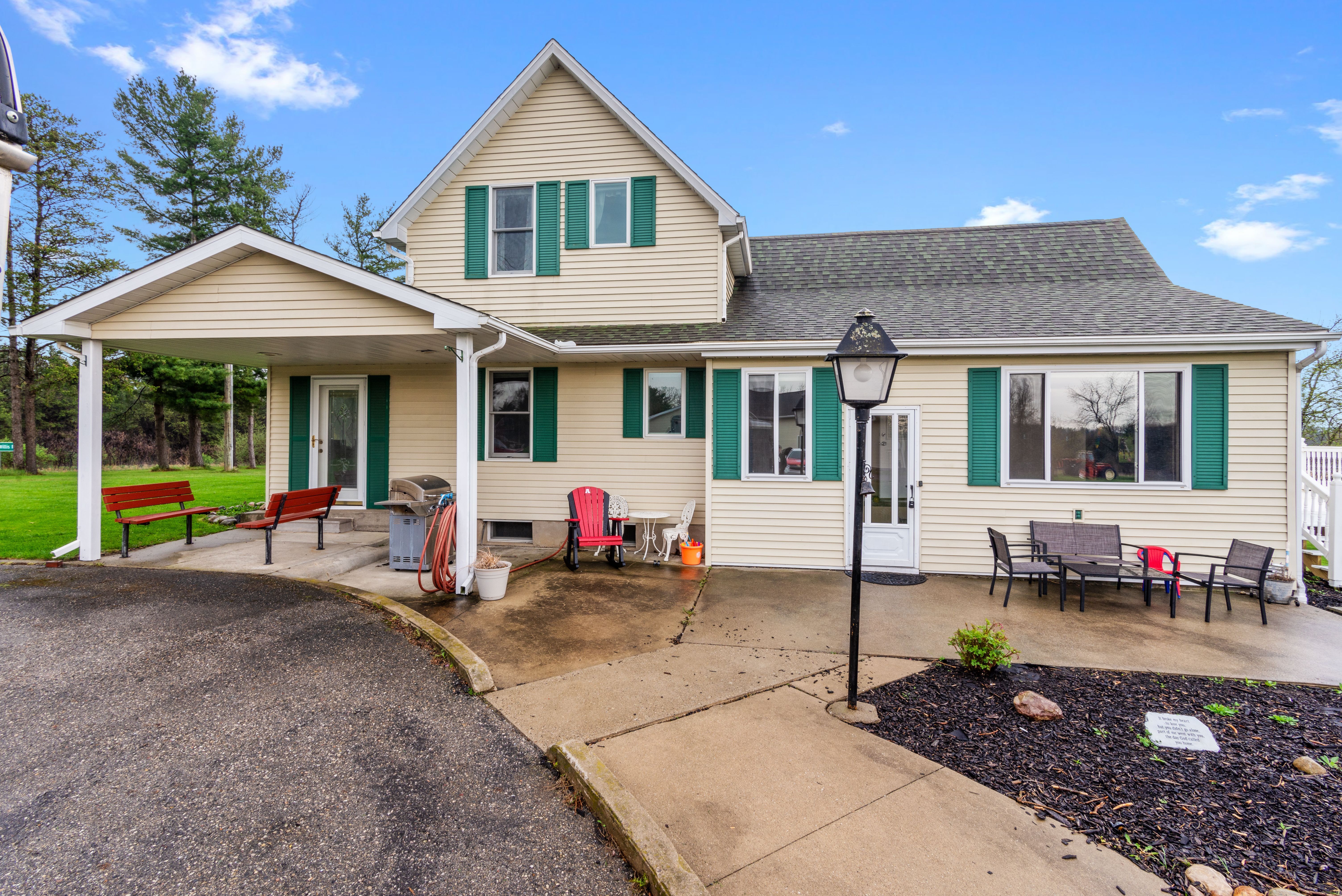 4575 VAN DYKE Road
