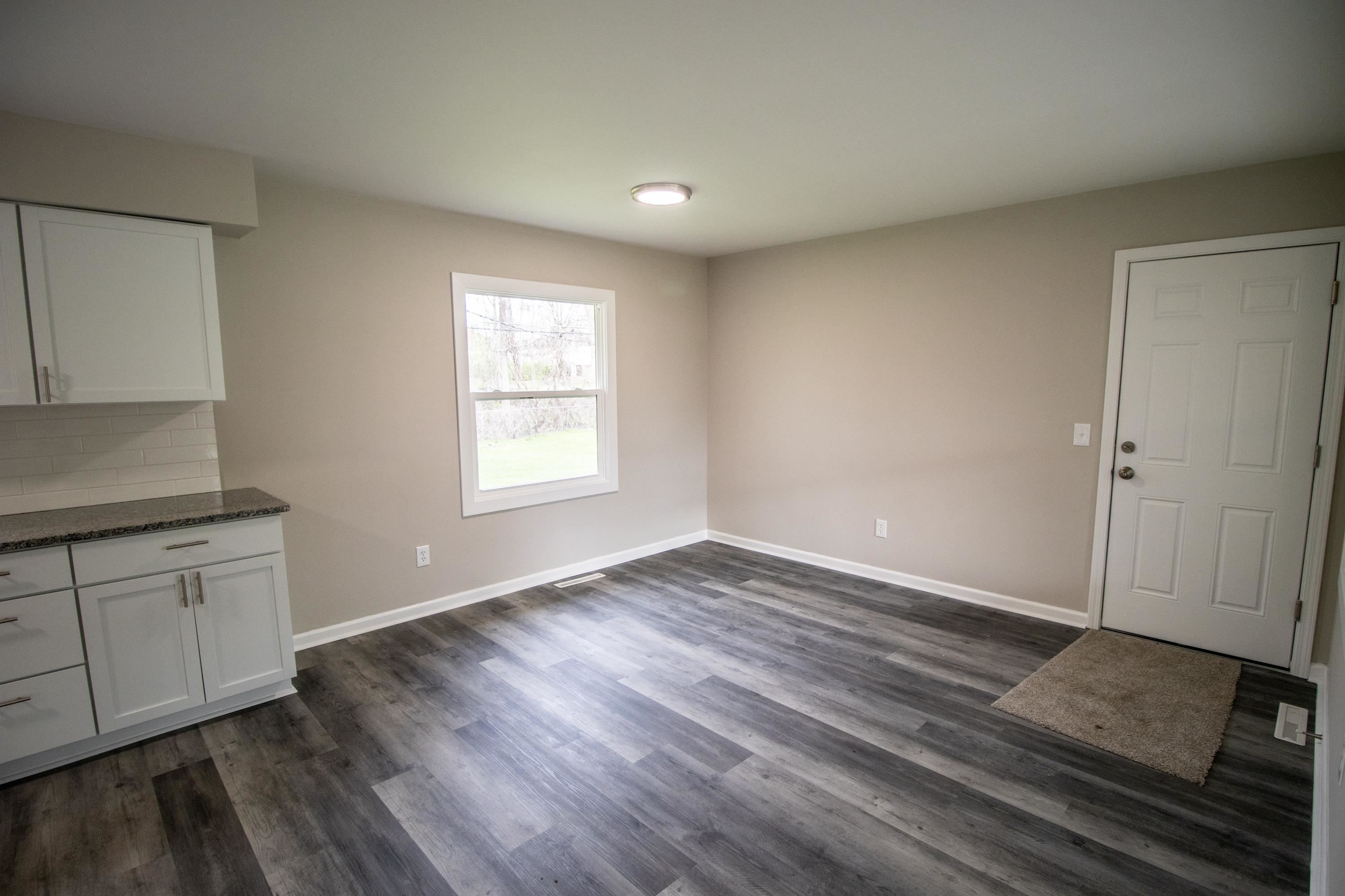 3631 Ridgecliffe Drive