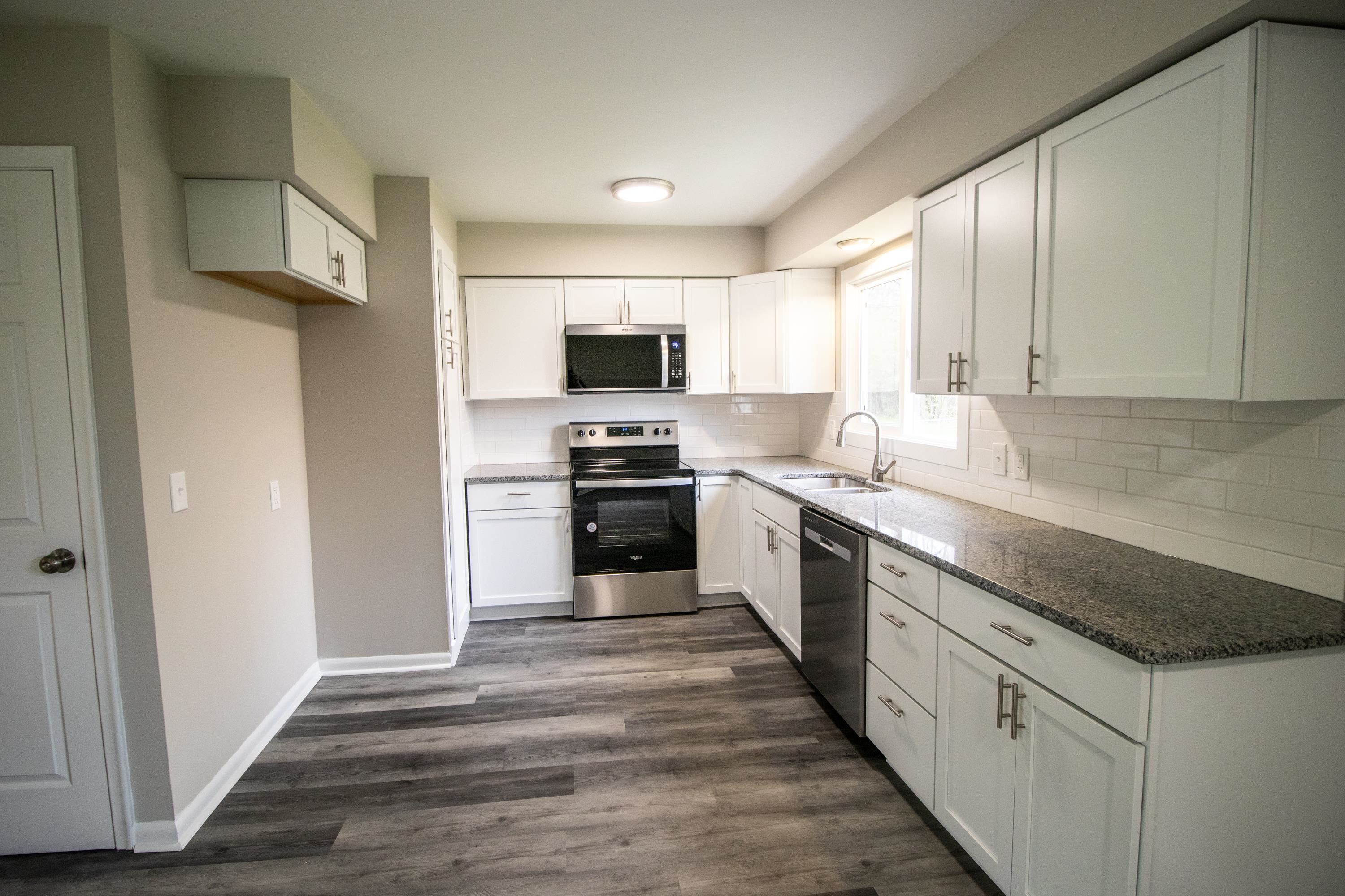 3631 Ridgecliffe Drive