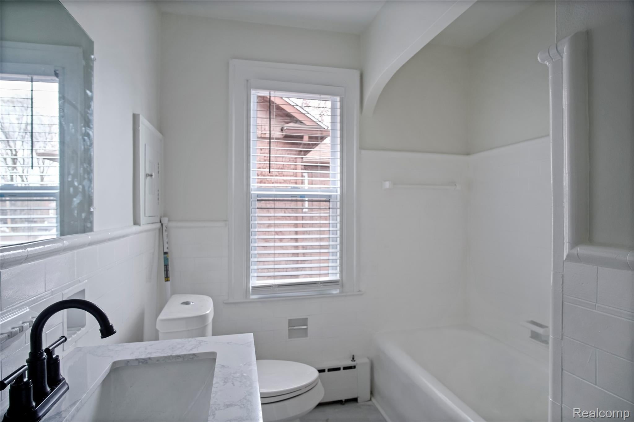 16570 Princeton
