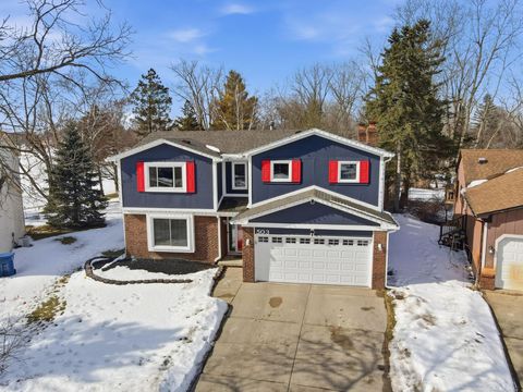 Tiny photo for 503 Thornehill Trail, Oxford Village, MI 48371 (MLS # 58050199695)