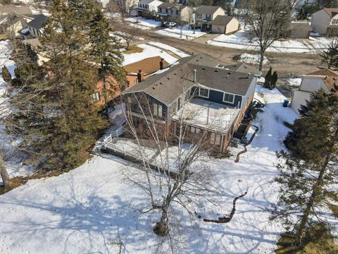 Tiny photo for 503 Thornehill Trail, Oxford Village, MI 48371 (MLS # 58050199695)