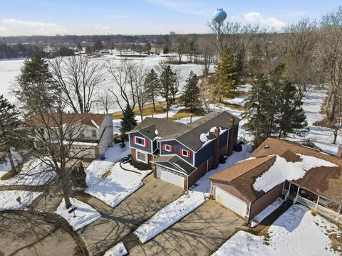 Tiny photo for 503 Thornehill Trail, Oxford Village, MI 48371 (MLS # 58050199695)