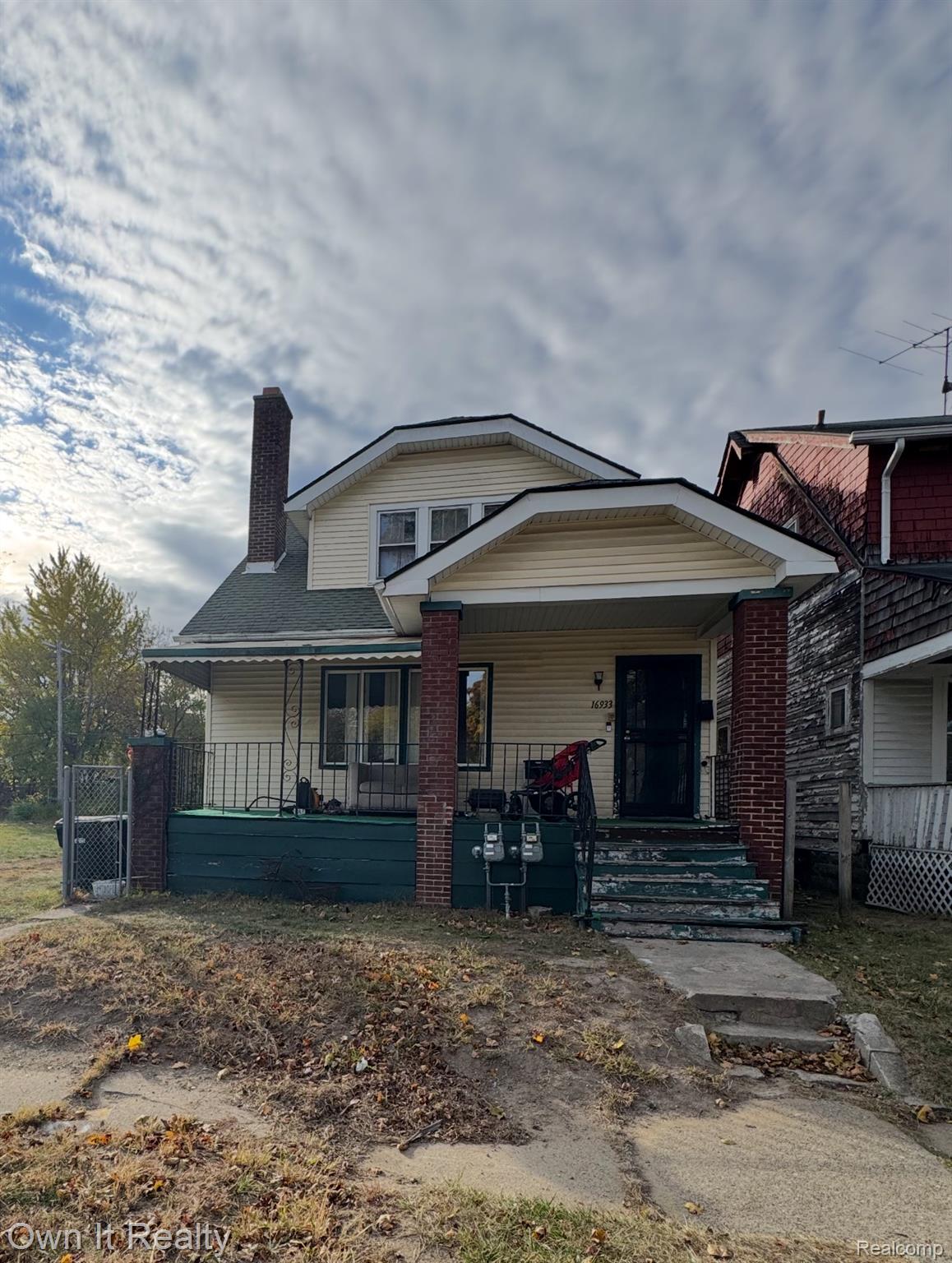 16933 Log Cabin Street