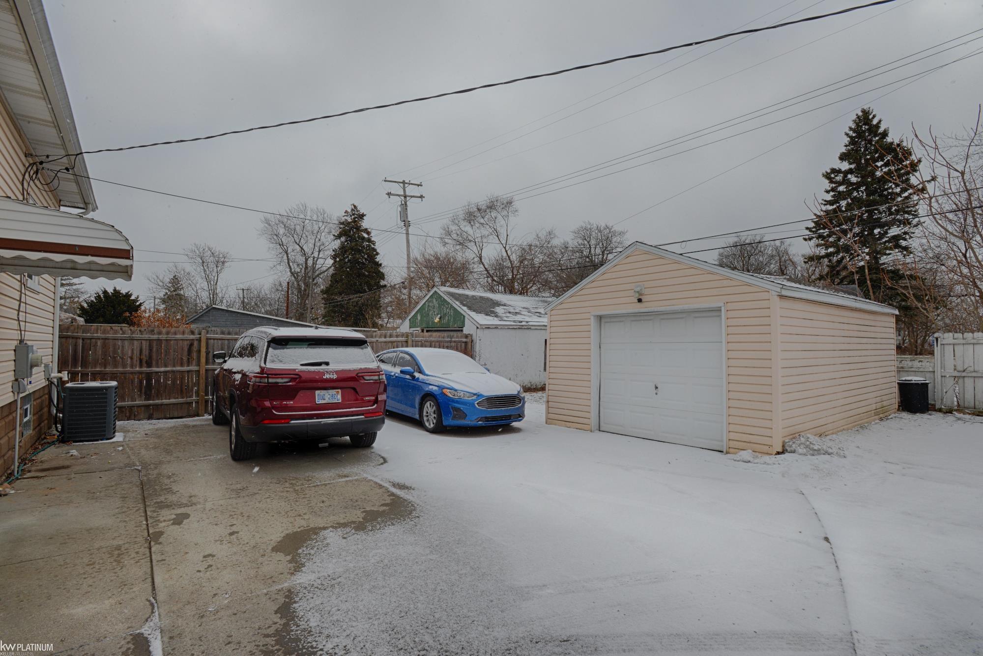 918 Vanderburgh Place