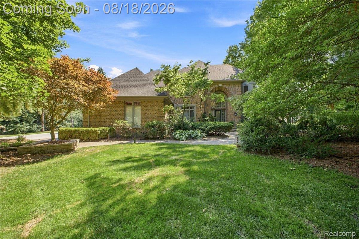 853 Lone Pine Road