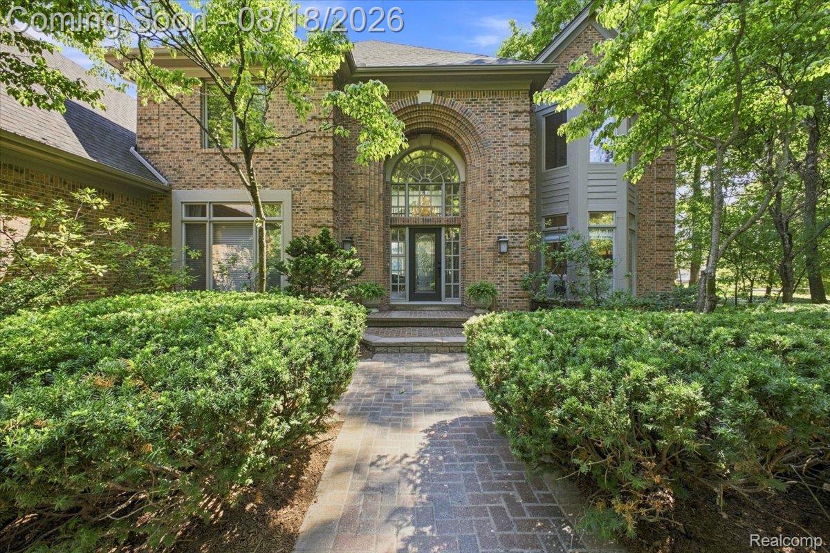 853 Lone Pine Road
