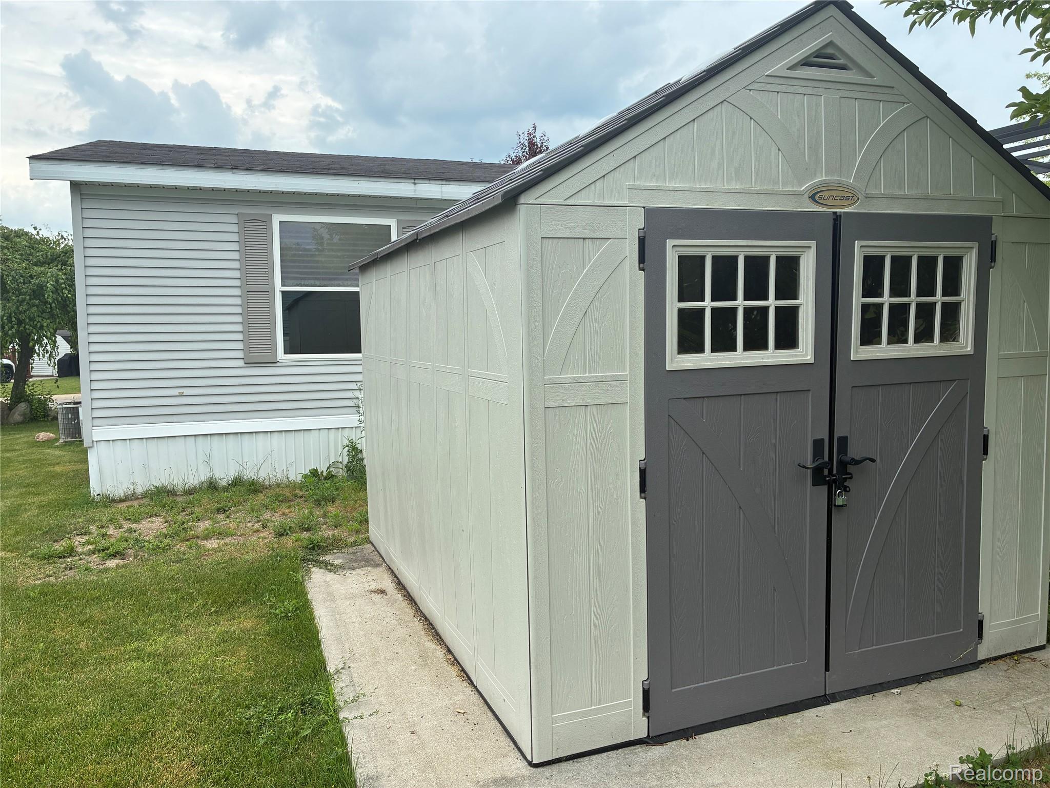 7364 Kings Court