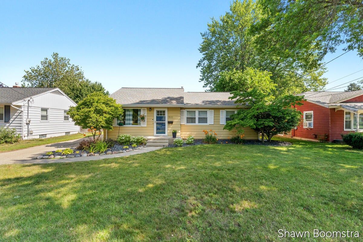 1533 Royal Oak Street SW