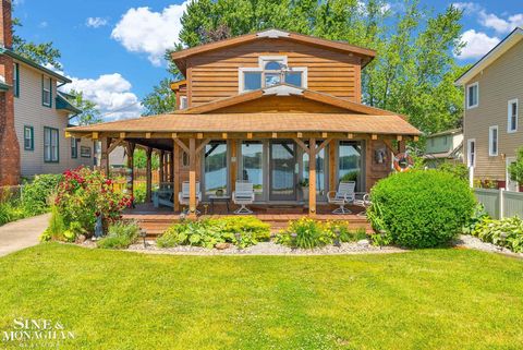 9898 N River Road Clay Township MI 48001