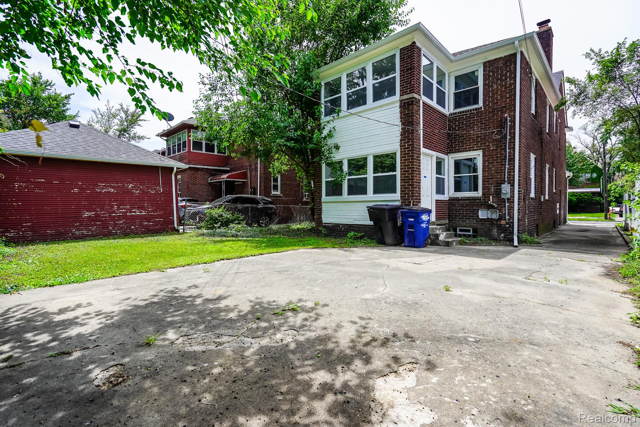 17344 WISCONSIN Street