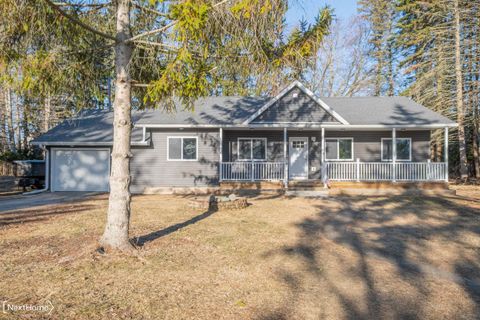 229 N Water Street Au Gres City MI 48703