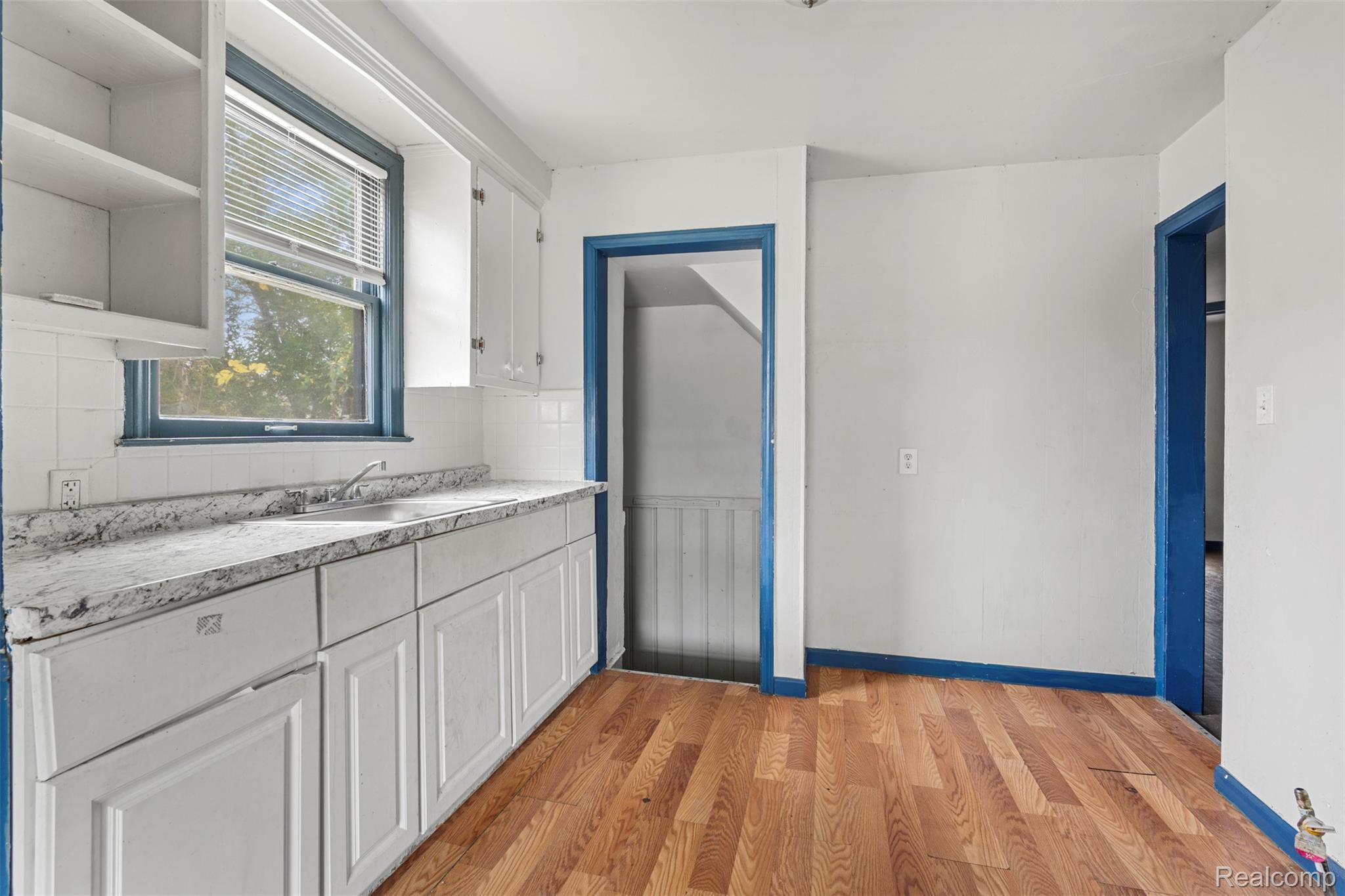 19324 Buffalo Street