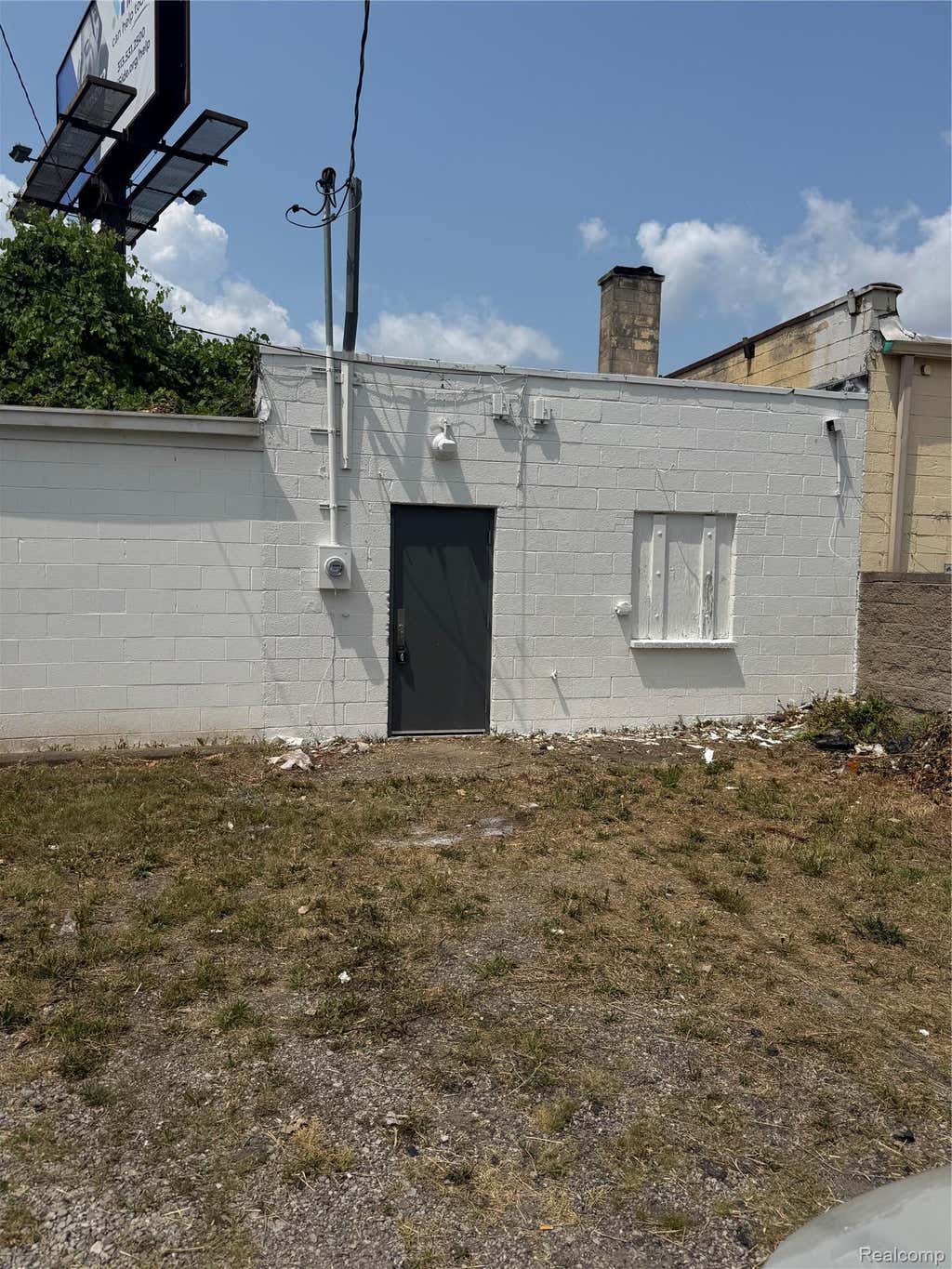 Photo of 19010 Woodward Avenue, Detroit City, MI 48203 (MLS # 20261056493)