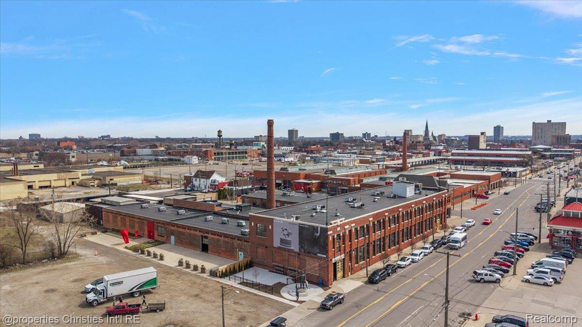 3434 Russell Street 107