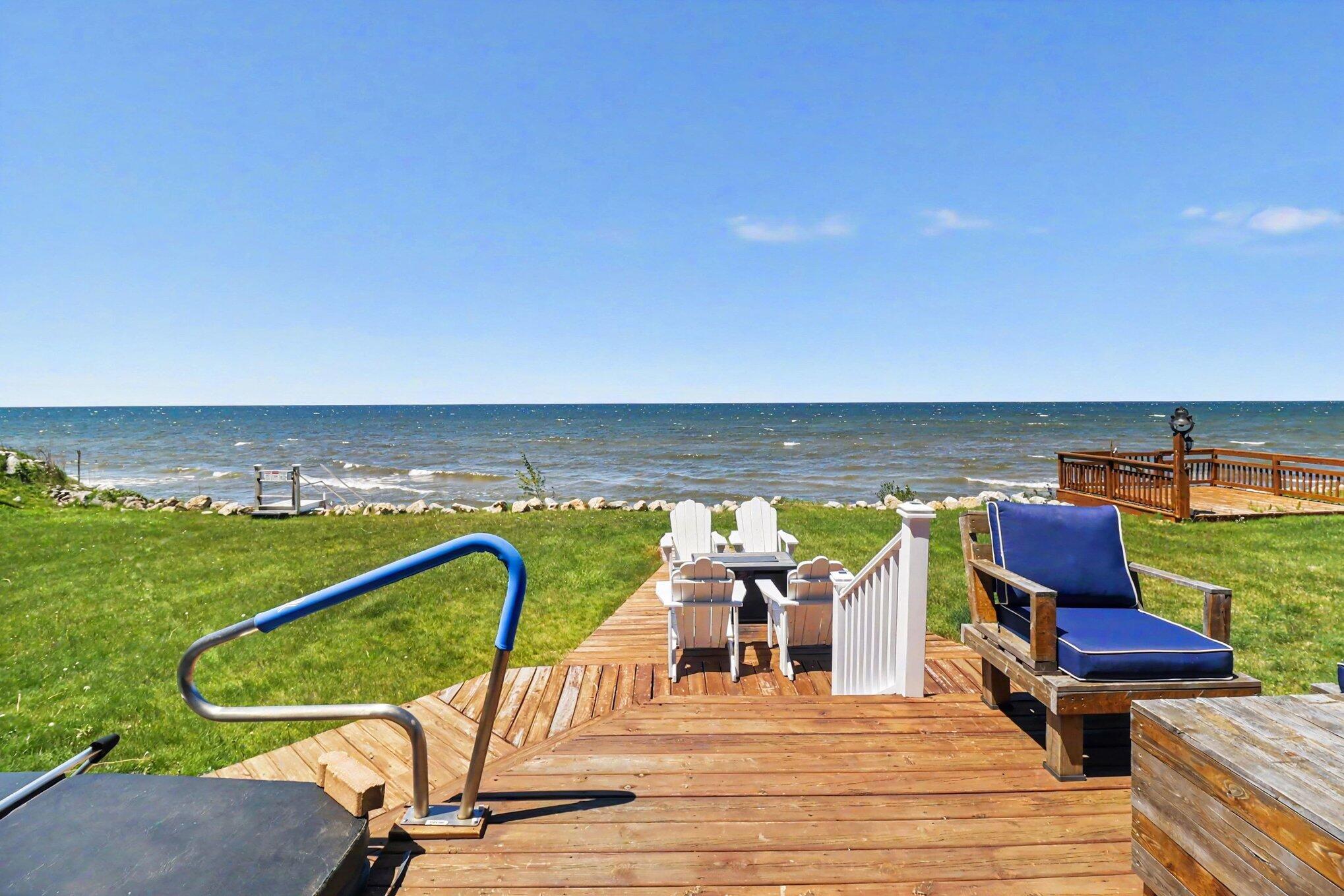 3389 N Lakeshore Drive
