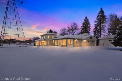 4055 Mitchell Drive Flint City MI 48506