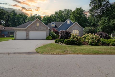 24029 South Shore Drive Ontwa Township MI 49112