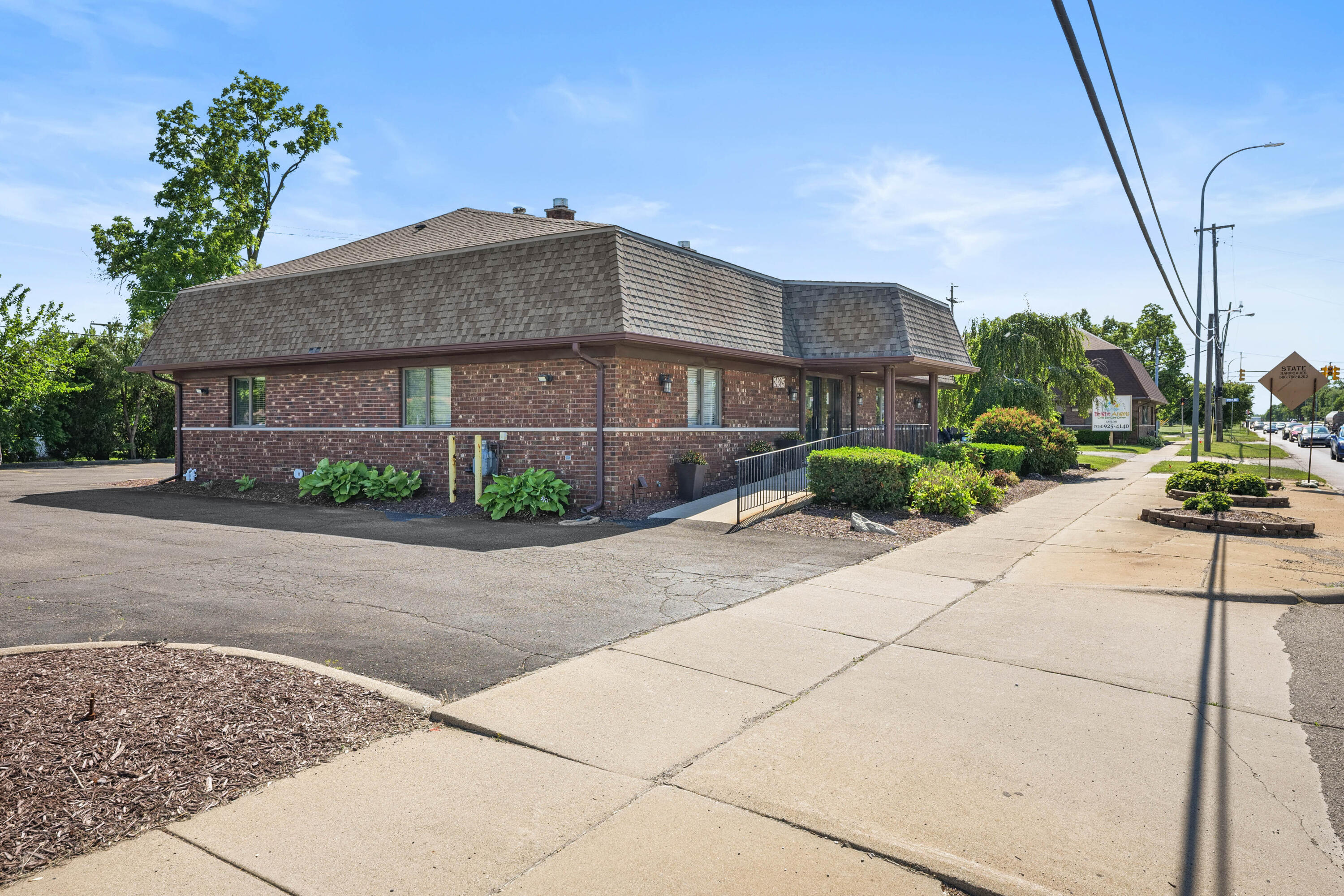 24825 Eureka Road