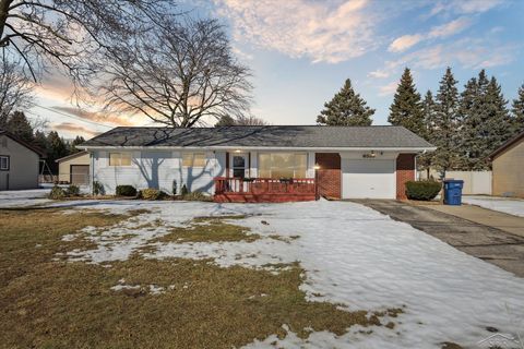 A home in SaginawCharterTownship_Saginaw